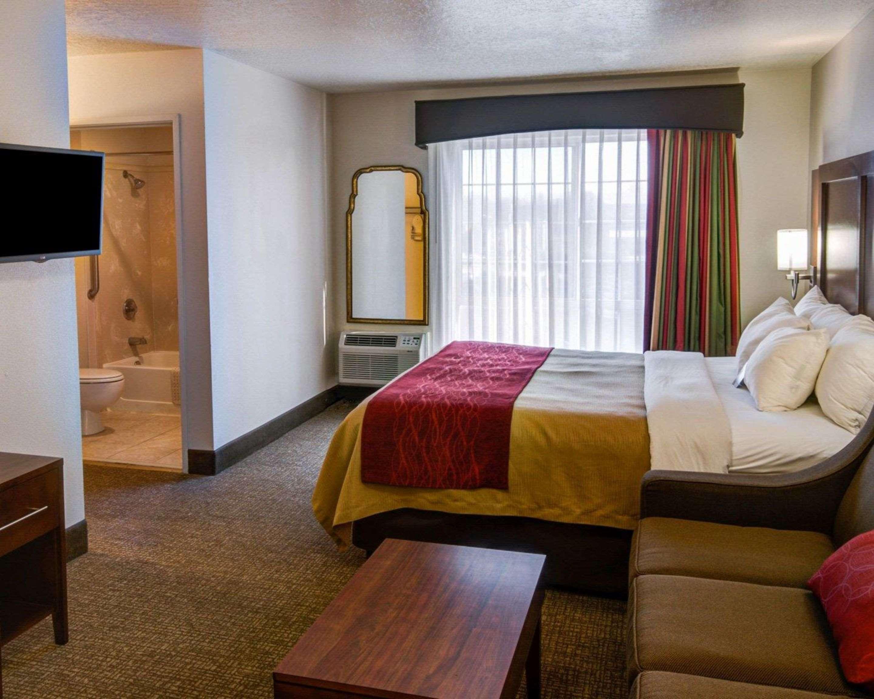 Comfort Inn Redding Near I-5 Zewnętrze zdjęcie