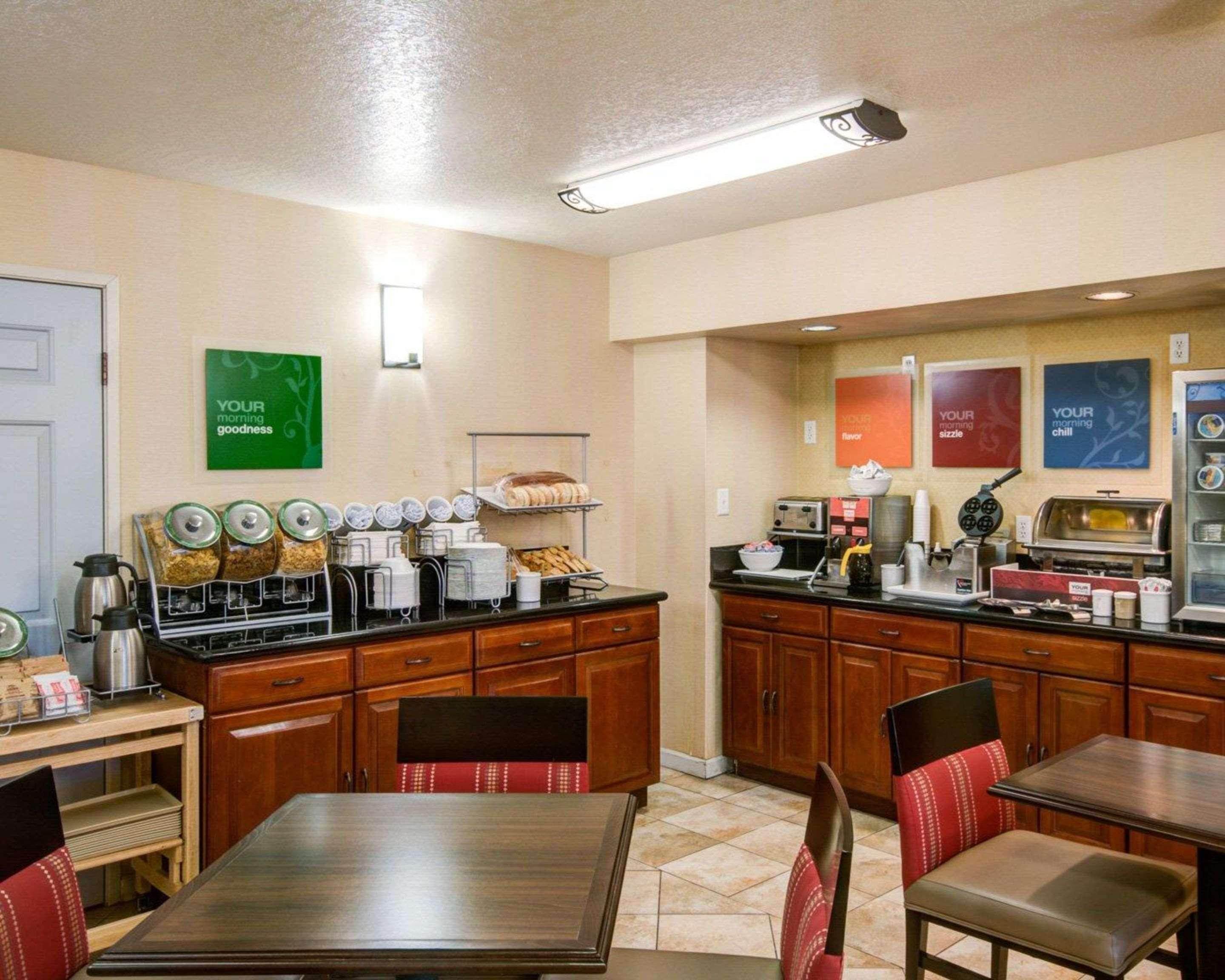 Comfort Inn Redding Near I-5 Zewnętrze zdjęcie