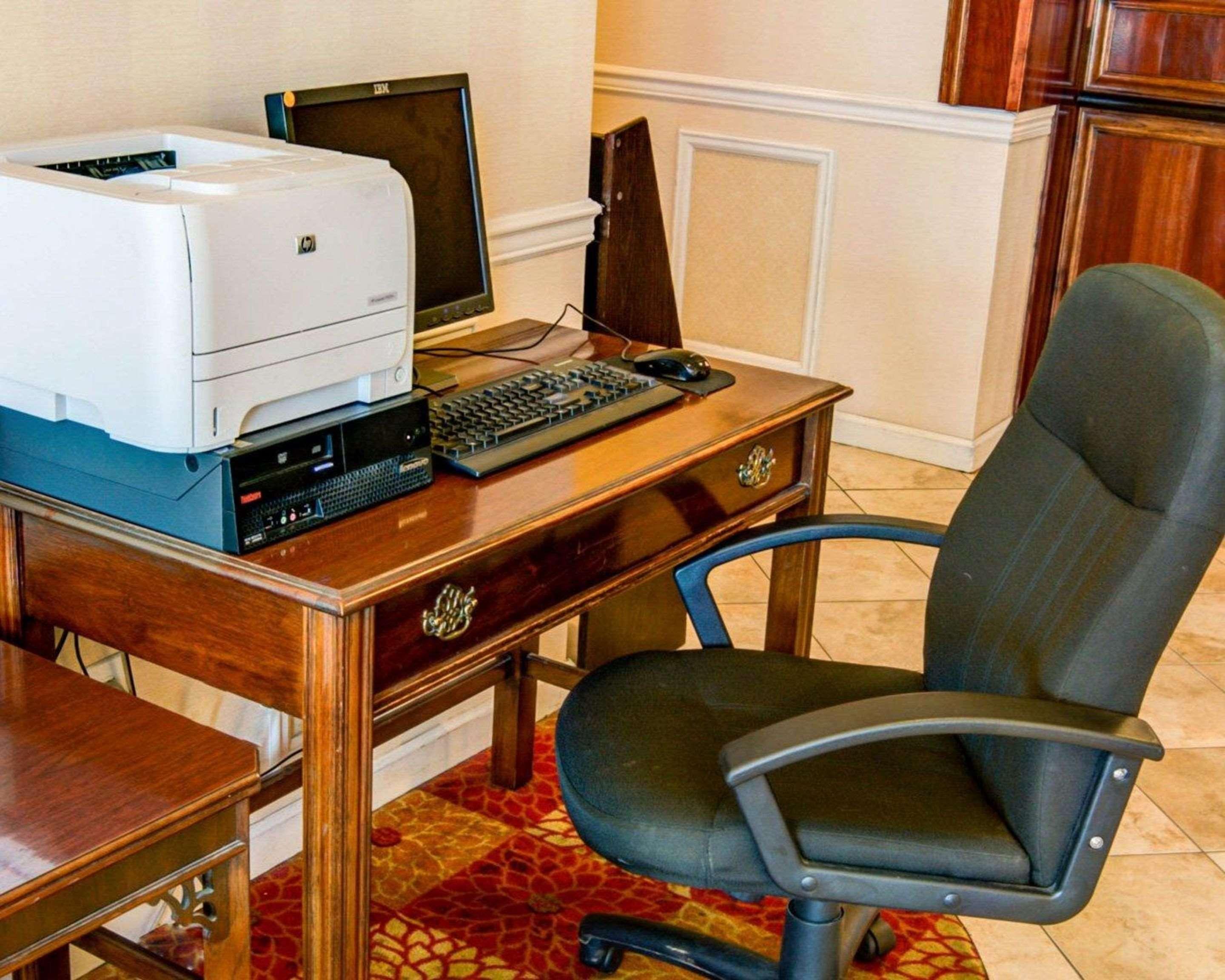 Comfort Inn Redding Near I-5 Zewnętrze zdjęcie